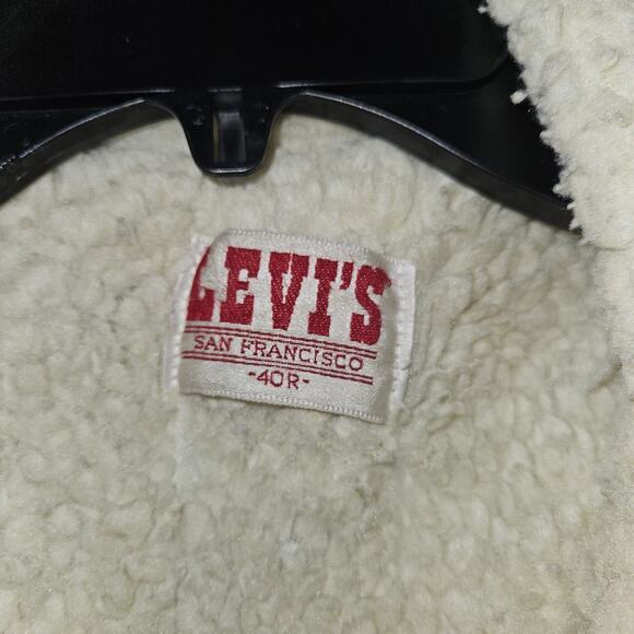 Levi's Vtg Jean Jacket Sherpa Lined Made In USA 40R Denim Jacket - Picture 2 of 11